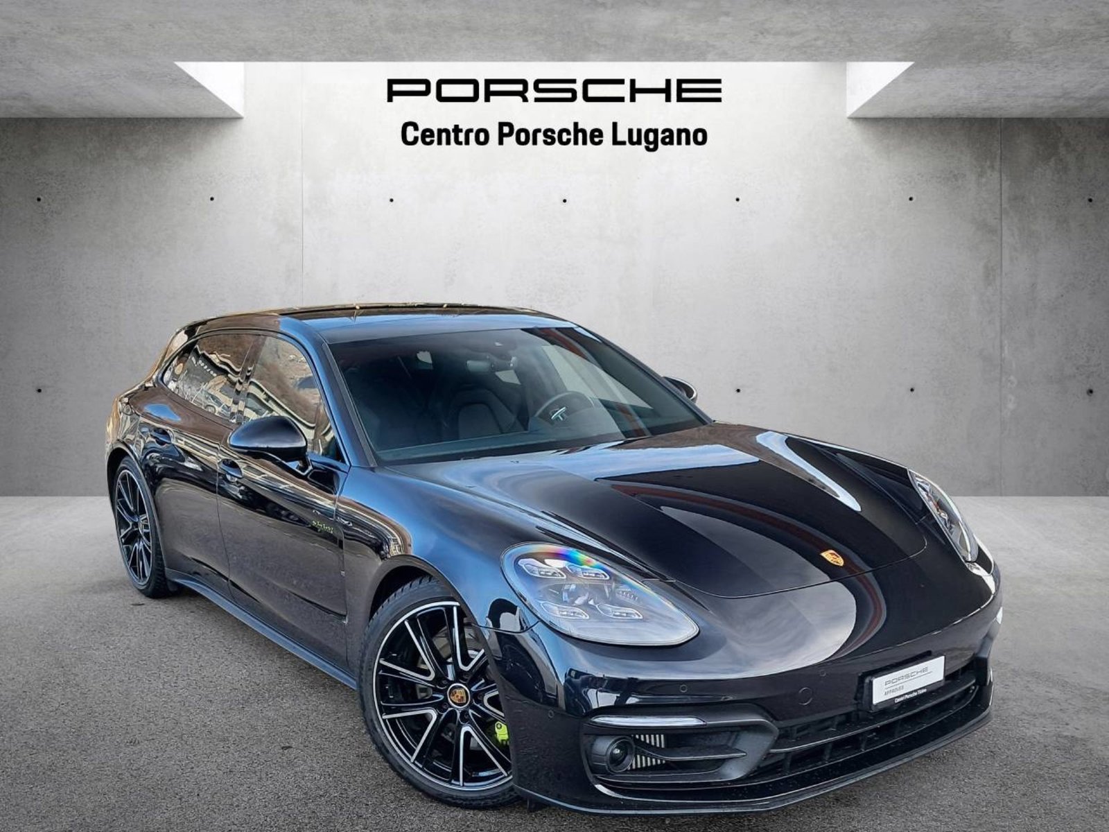 PORSCHE Panamera 4 E-Hybrid Sport Turismo