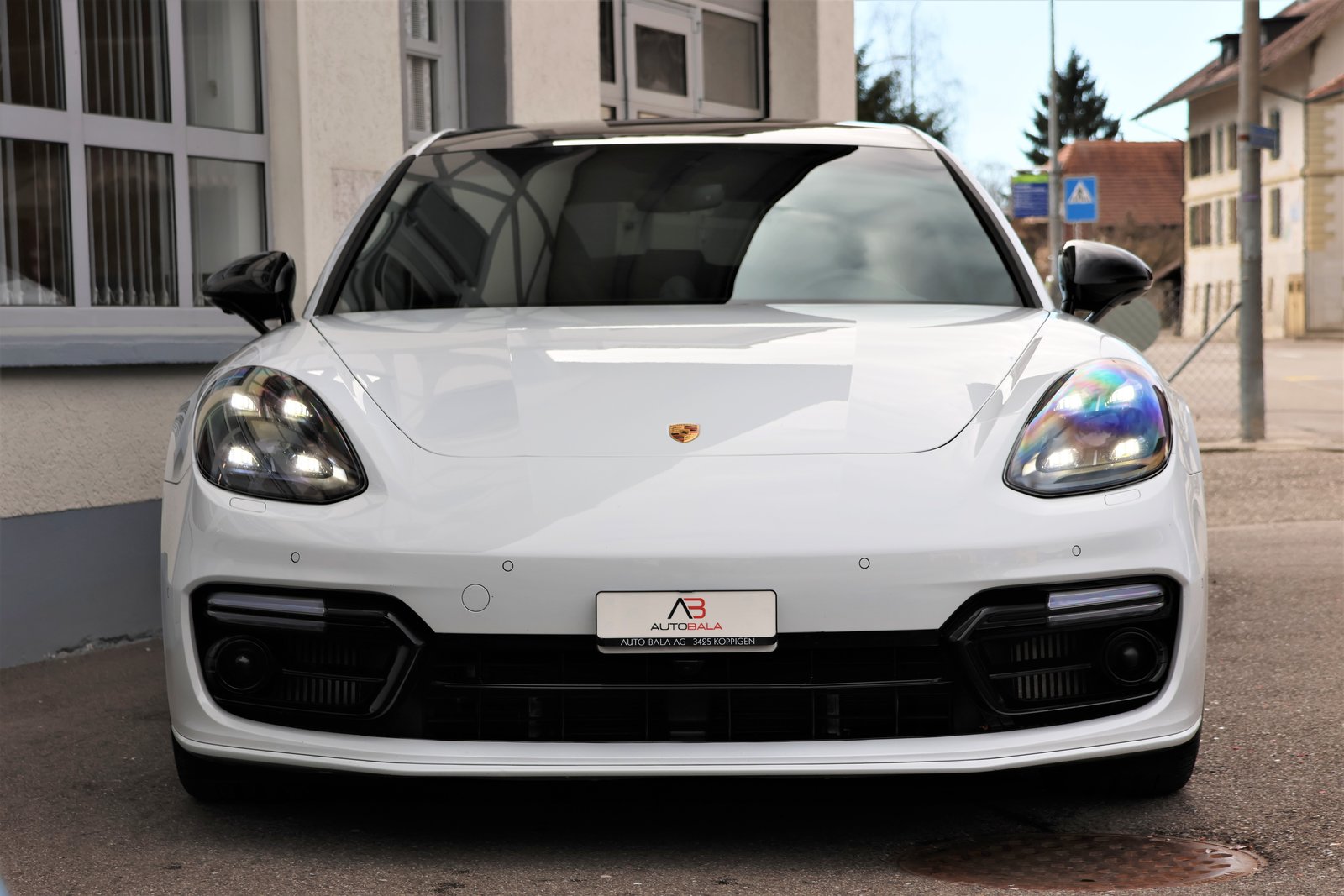 PORSCHE Panamera 4 E-Hybrid Sport Turismo PDK Approved bis 1, Hybride Rechargeable Essence/Électricité, Occasion / Utilisé, Automatique - 2