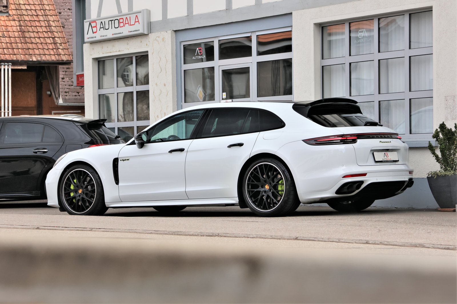 PORSCHE Panamera 4 E-Hybrid Sport Turismo PDK Approved bis 1, Hybride Rechargeable Essence/Électricité, Occasion / Utilisé, Automatique - 4