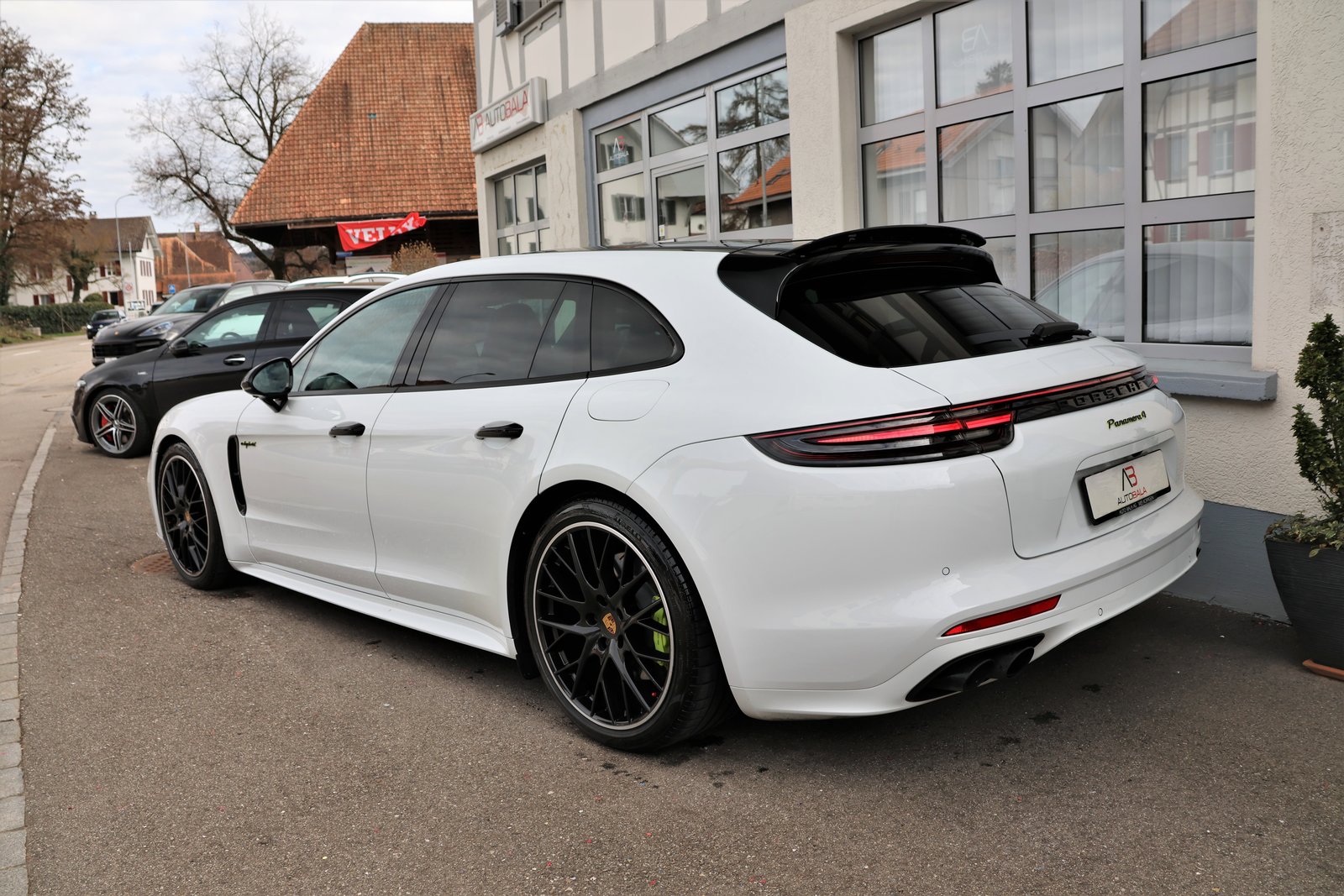 PORSCHE Panamera 4 E-Hybrid Sport Turismo PDK Approved bis 1, Hybride Rechargeable Essence/Électricité, Occasion / Utilisé, Automatique - 7