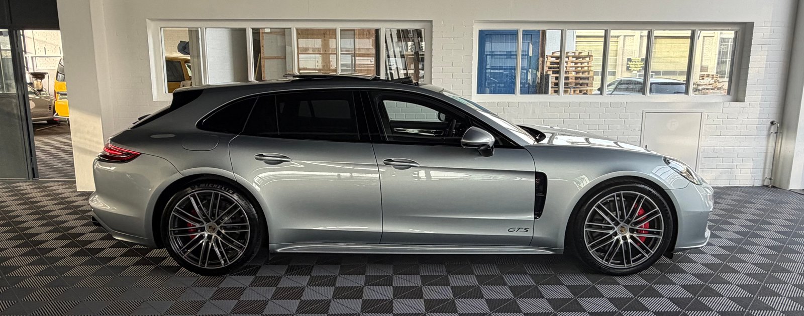 PORSCHE Panamera GTS 460PS 4.0 V8 4X4 Sport Turismo PDK, Benzin, Occasion / Gebraucht, Automatik - 2