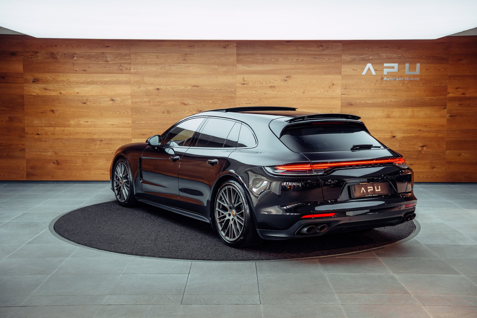 PORSCHE Panamera GTS Sport Turismo PDK, Petrol, Second hand / Used, Automatic - 3