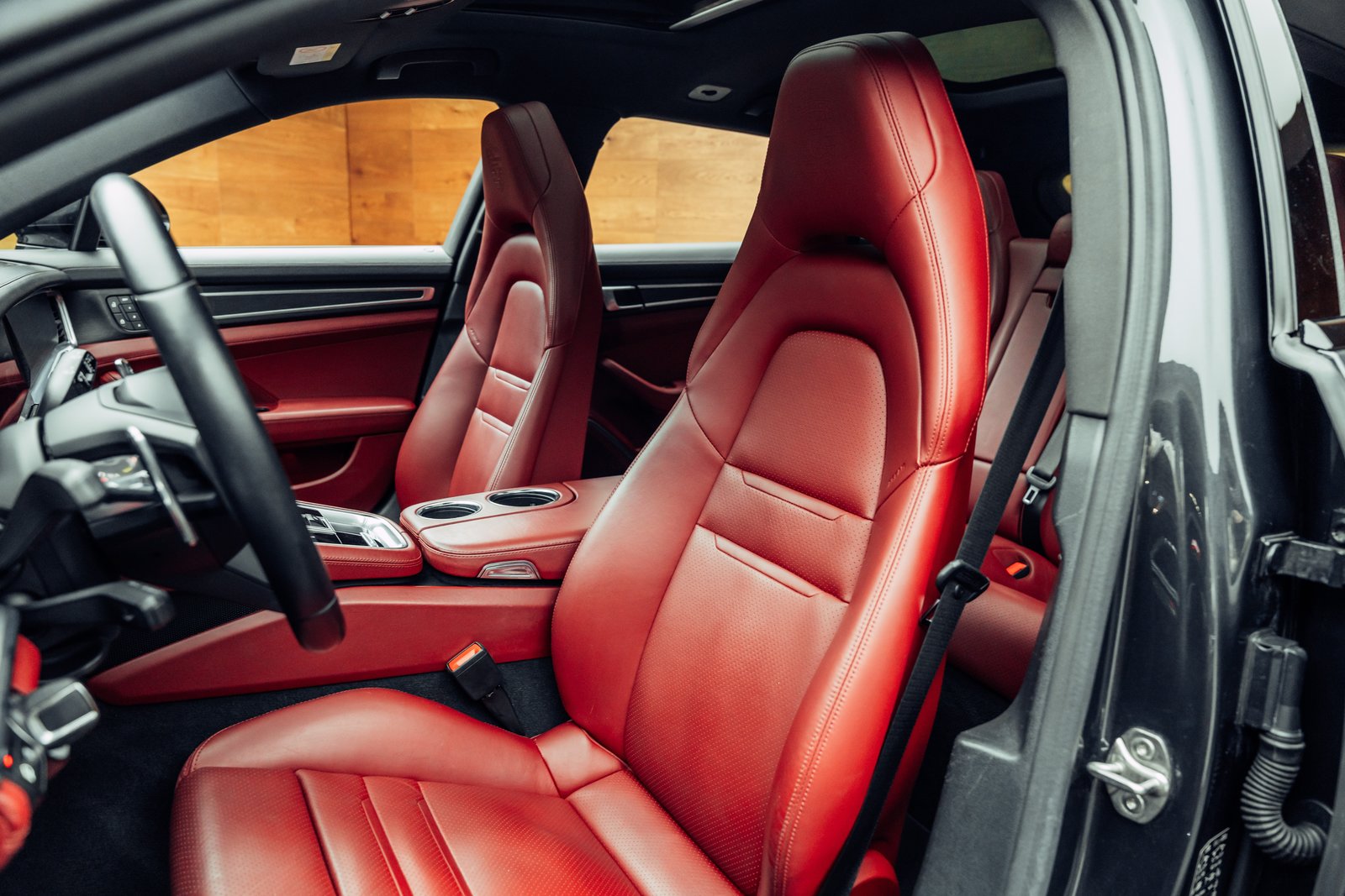 PORSCHE Panamera 4 E-Hybrid Sport Turismo Platinum Edition P, Plug-in-Hybrid Petrol/Electric, Second hand / Used, Automatic - 7