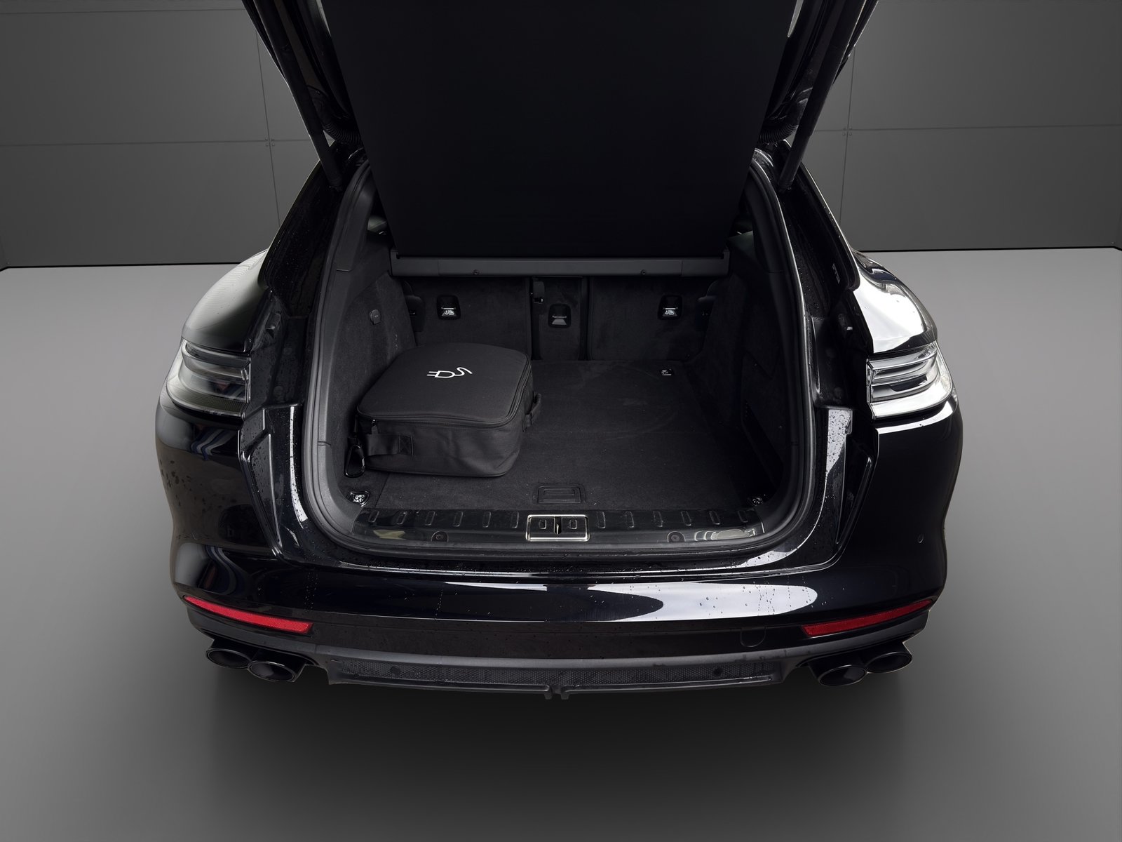 PORSCHE Panamera 4S E-Hybrid PDK, Plug-in-Hybrid Benzin/Elektro, Occasion / Gebraucht, Automatik - 4