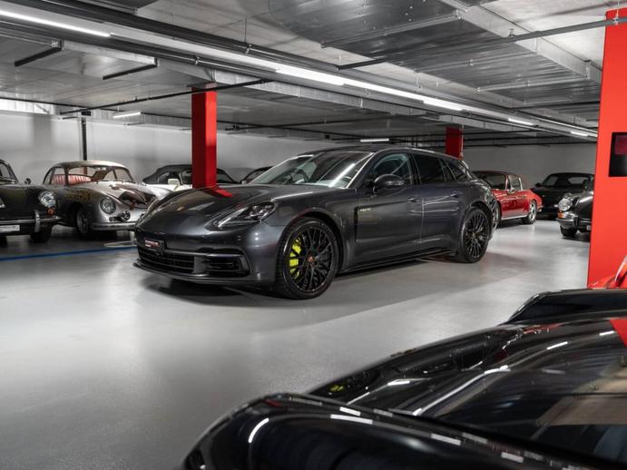 PORSCHE Panamera 4 E-Hybrid Sport Turismo, Plug-in-Hybrid Benzin/Elektro, Occasion / Gebraucht, Automatik