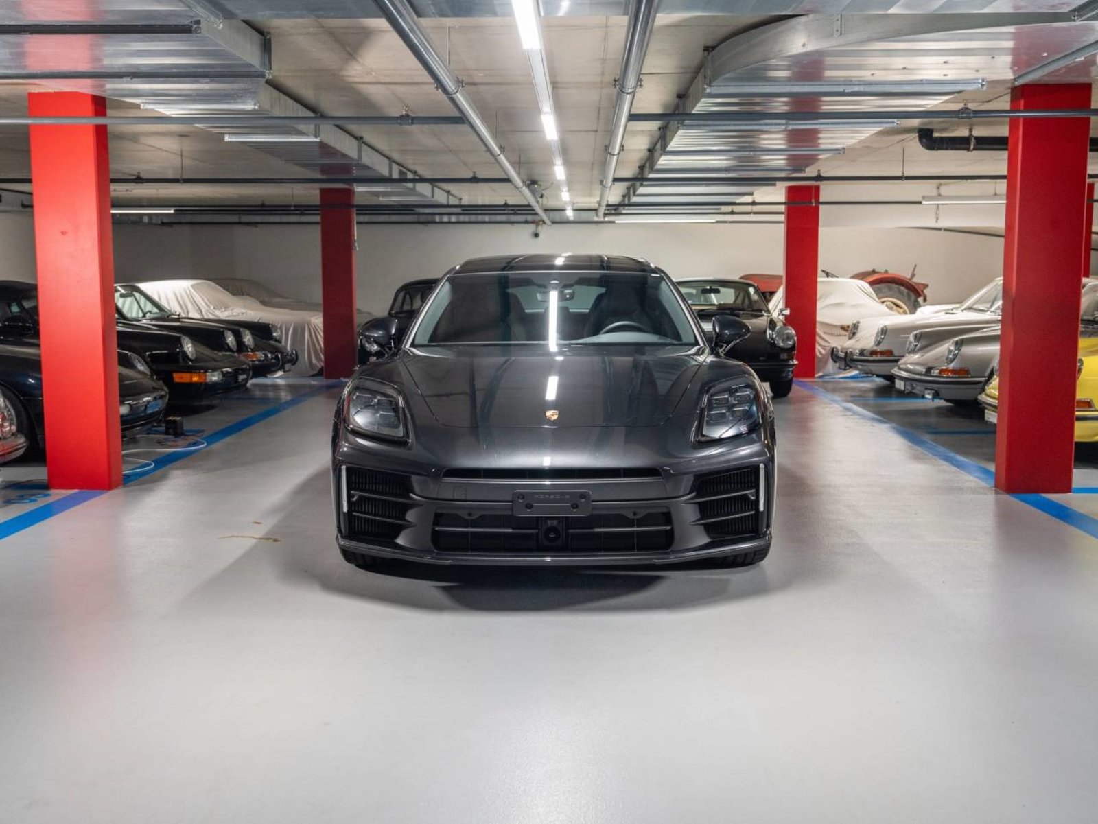 PORSCHE Panamera 4S E-Hybrid, Plug-in-Hybrid Benzina/Elettrica, Auto nuove, Automatico - 2