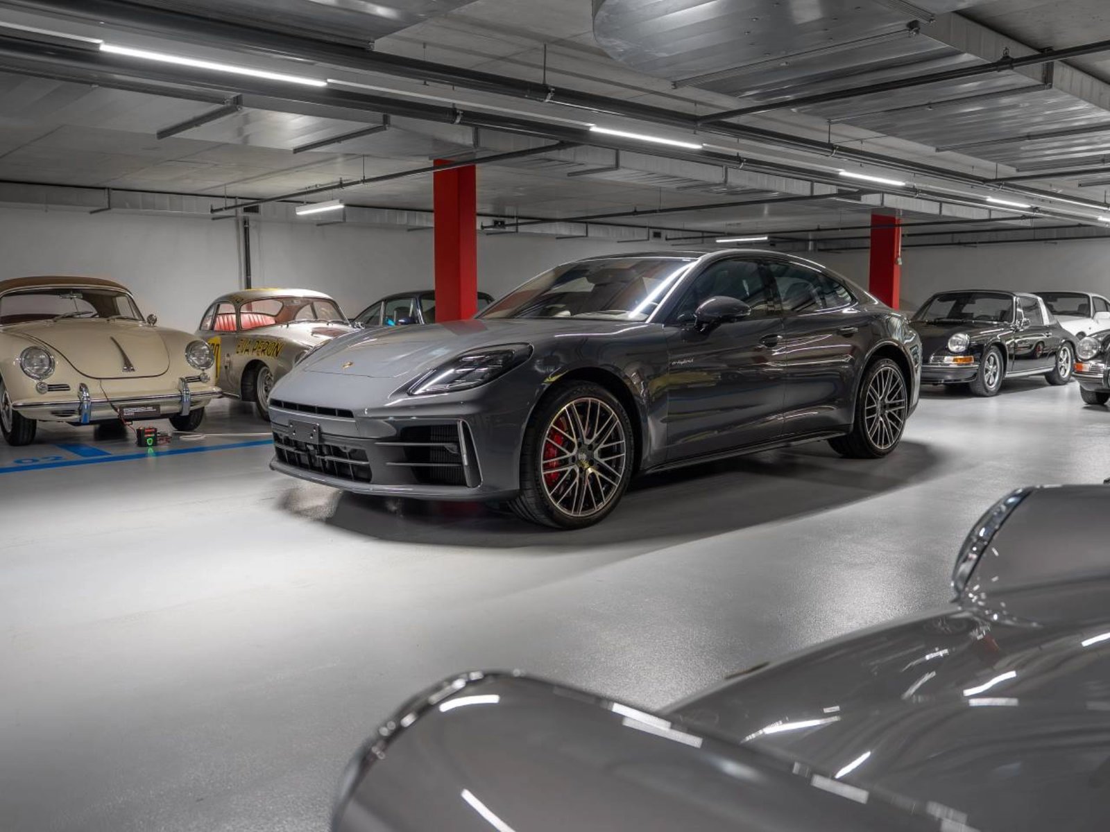 PORSCHE Panamera 4S E-Hybrid