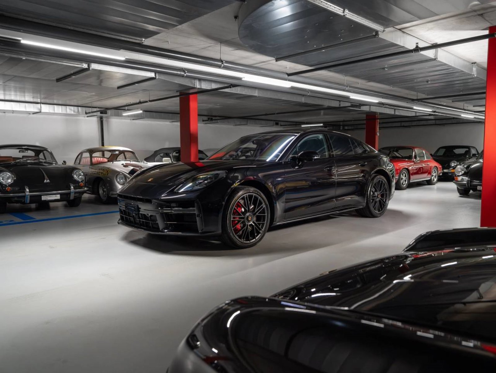 PORSCHE Panamera GTS