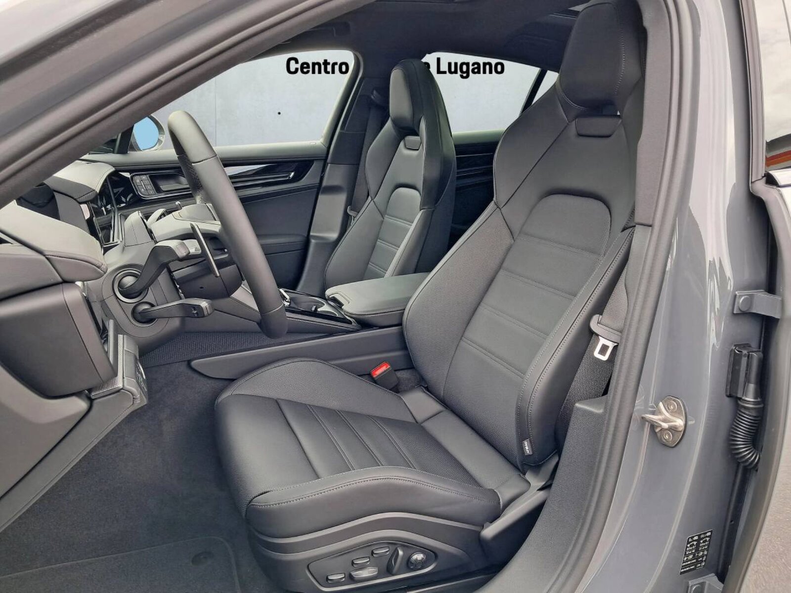 PORSCHE Panamera 4 E-Hybrid, Hybride Rechargeable Essence/Électricité, Voiture nouvelle, Automatique - 5