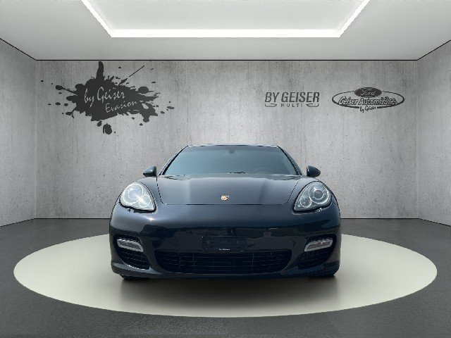 PORSCHE Panamera 4.8 V8 Turbo PDK