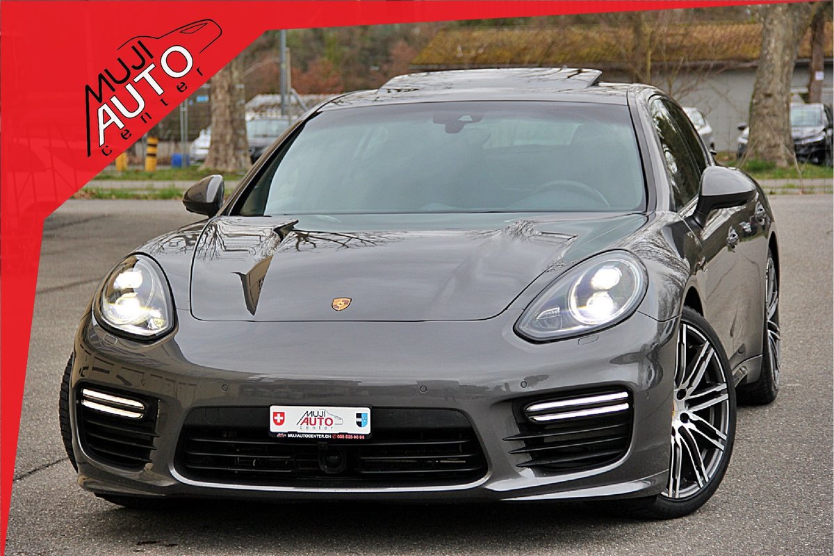 PORSCHE Panamera GTS 4.8 PDK