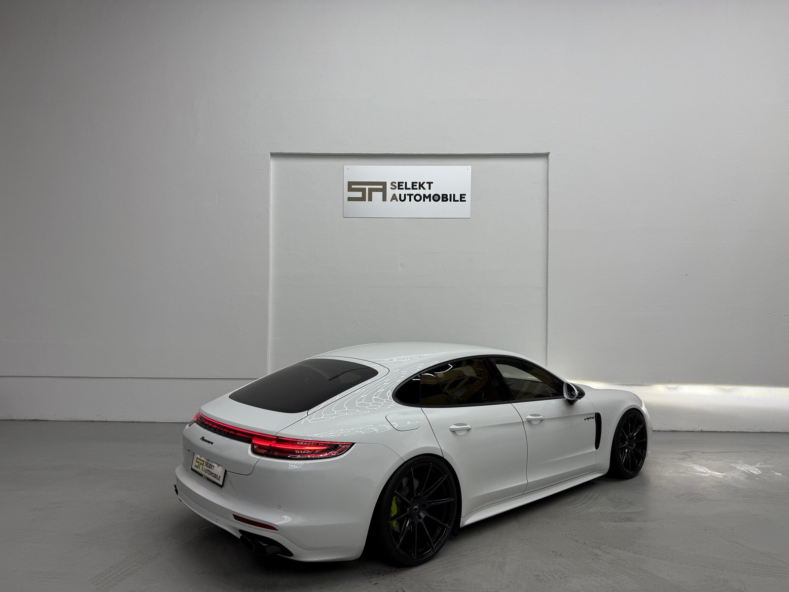 PORSCHE Panamera 4 E-Hybrid PDK, Plug-in-Hybrid Benzin/Elektro, Occasion / Gebraucht, Automat - 6