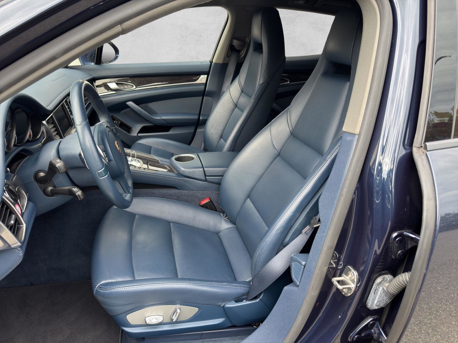 PORSCHE Panamera 4 3.6 PDK, Essence, Occasion / Utilisé, Automatique - 5