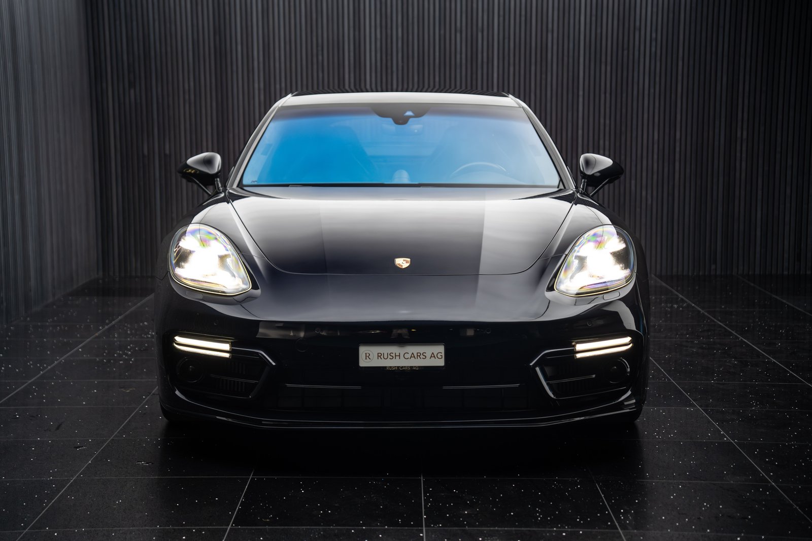 PORSCHE Panamera Turbo S E-Hybrid PDK, Plug-in-Hybrid Petrol/Electric, Second hand / Used, Automatic - 2