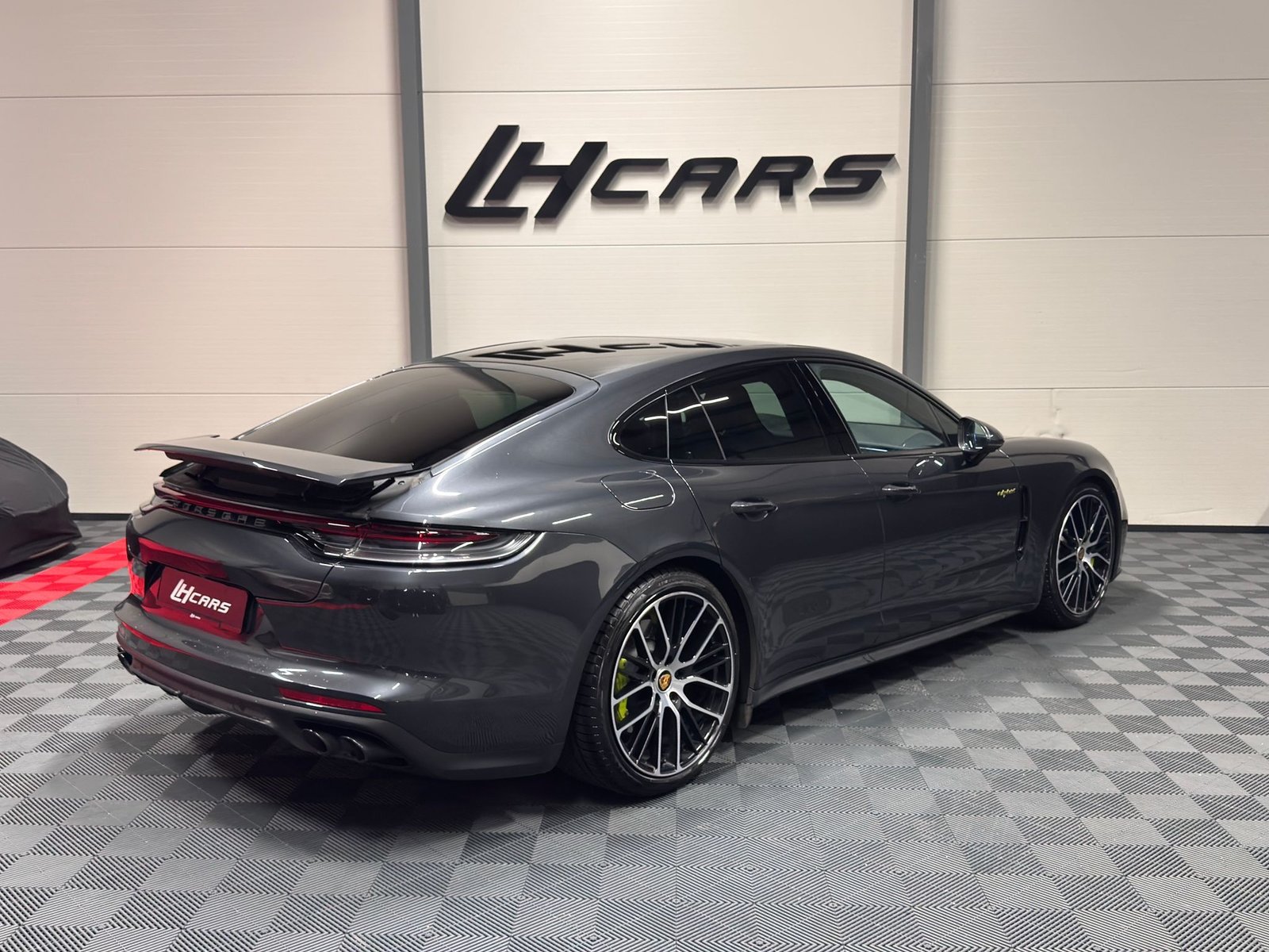 PORSCHE Panamera 2.9 V6 4 E-Hybrid, Hybride Rechargeable Essence/Électricité, Occasion / Utilisé, Automatique - 4