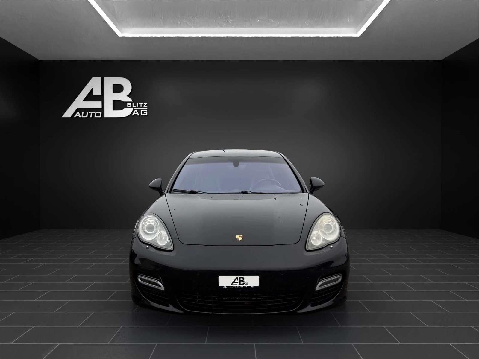 PORSCHE Panamera Turbo 4.8 PDK
