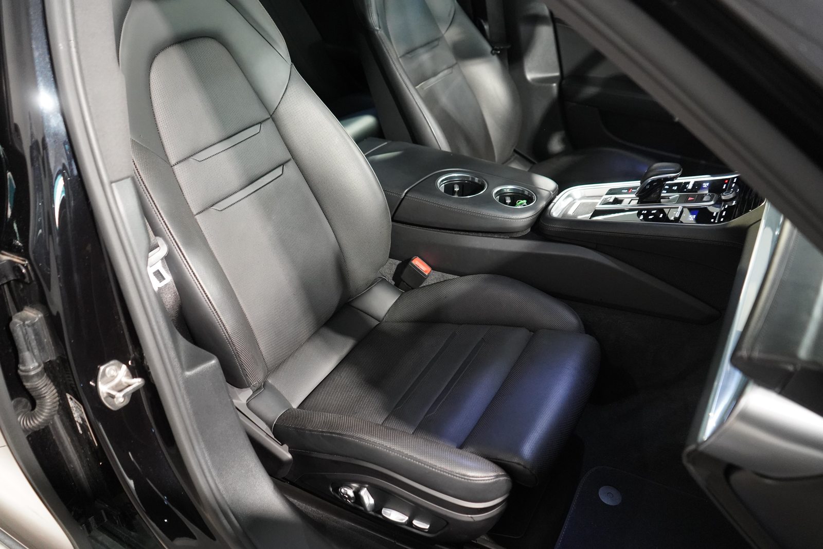 PORSCHE Panamera Sport Turismo 3.0 V6 4, Essence, Occasion / Utilisé, Automatique - 7