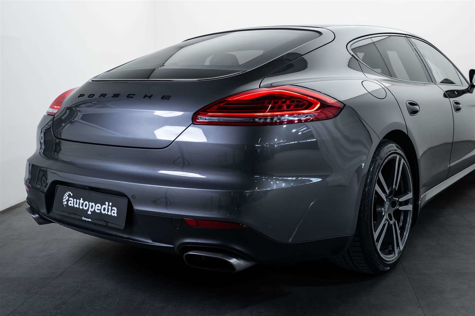 PORSCHE Panamera 4 310PS, Benzin, Occasion / Gebraucht, Automatik - 4