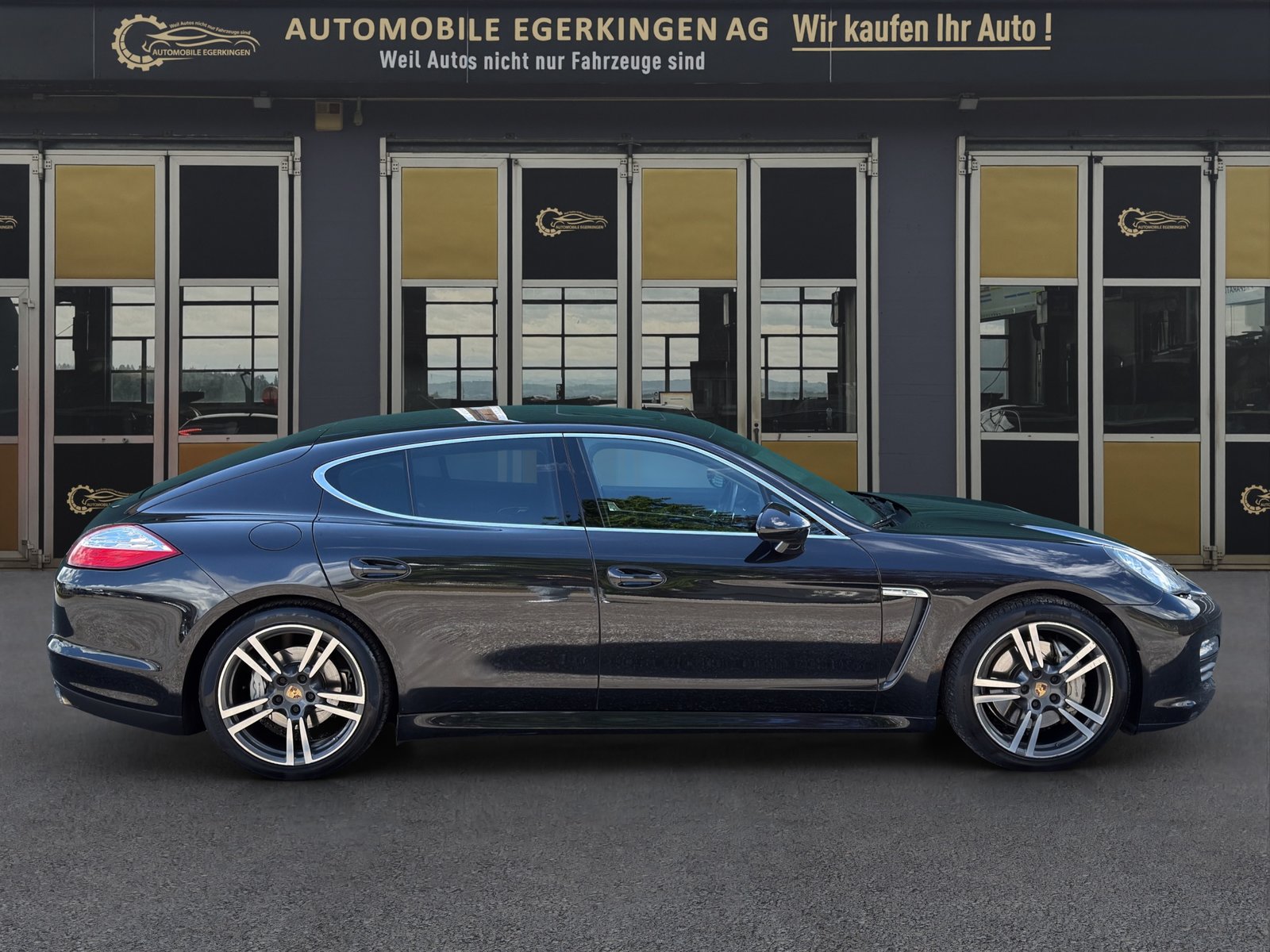 PORSCHE Panamera 4.8 V8 4S PDK, Petrol, Second hand / Used, Automatic - 4