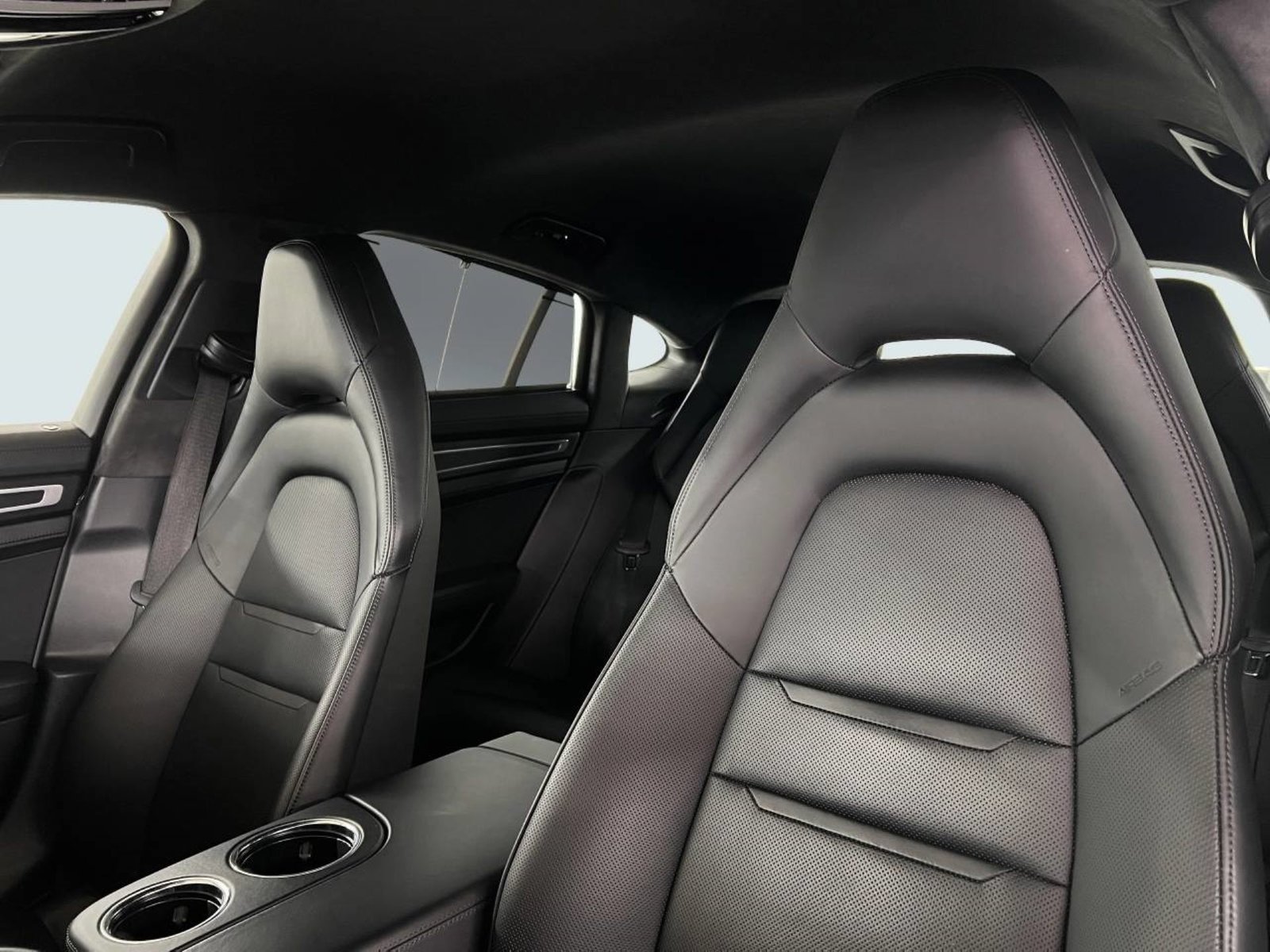 PORSCHE Panamera GTS, Petrol, Second hand / Used, Automatic - 5