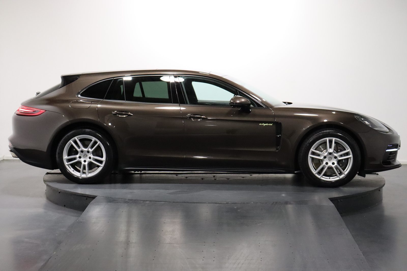 PORSCHE Panamera Sport Turismo 2.9 V6 4 E-Hybrid, Hybride Rechargeable Essence/Électricité, Occasion / Utilisé, Automatique - 5