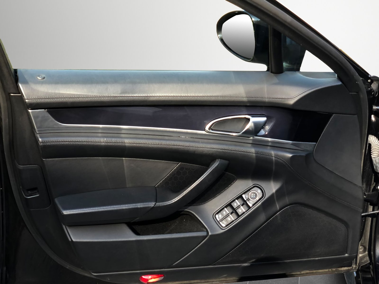 PORSCHE Panamera S Hybrid, Plug-in-Hybrid Petrol/Electric, Second hand / Used, Automatic - 6