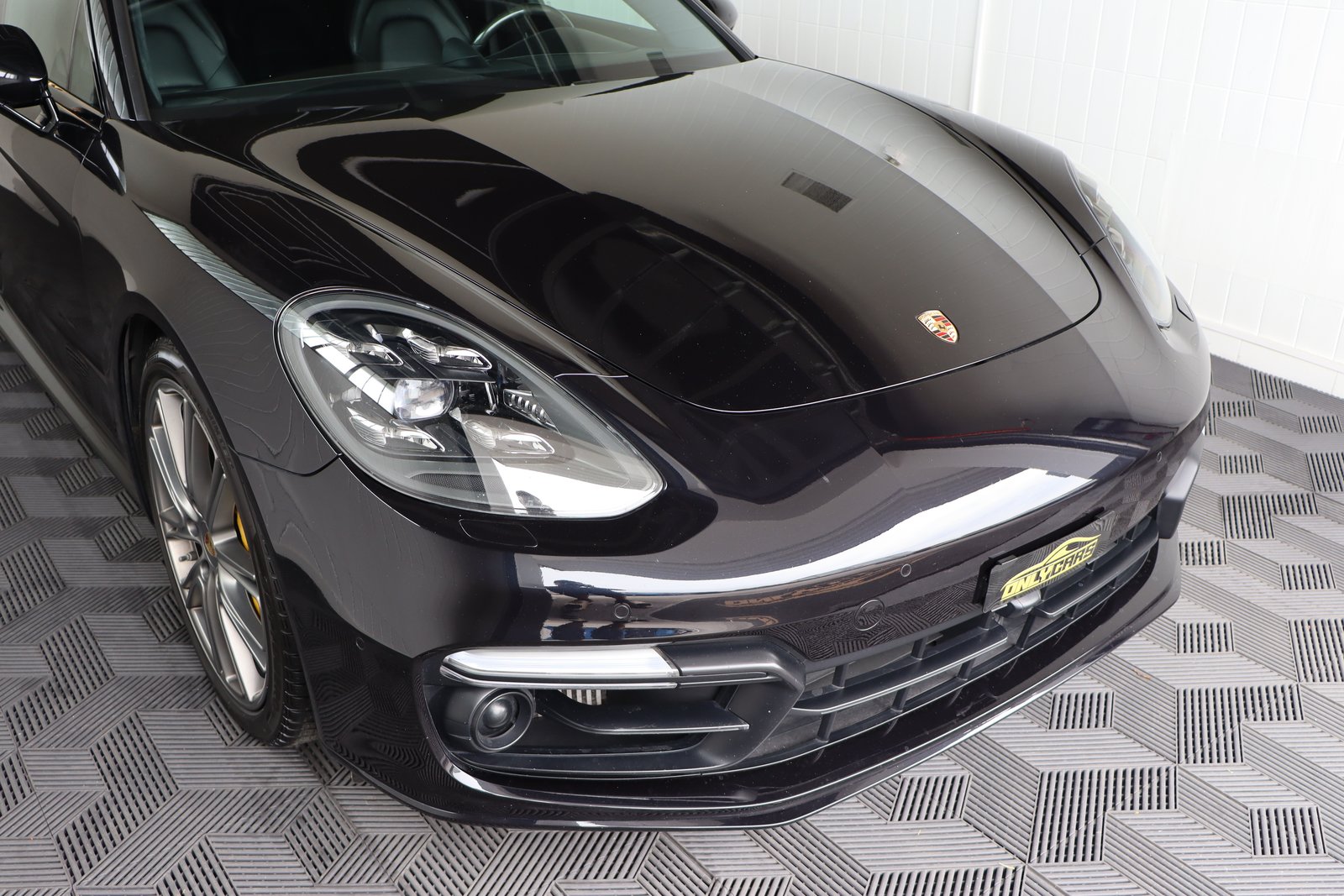PORSCHE PANAMERA TURBO S EXECUTIVE E-HYBRID PDK * PDCC * LAN, Plug-in-Hybrid Petrol/Electric, Second hand / Used, Automatic - 3