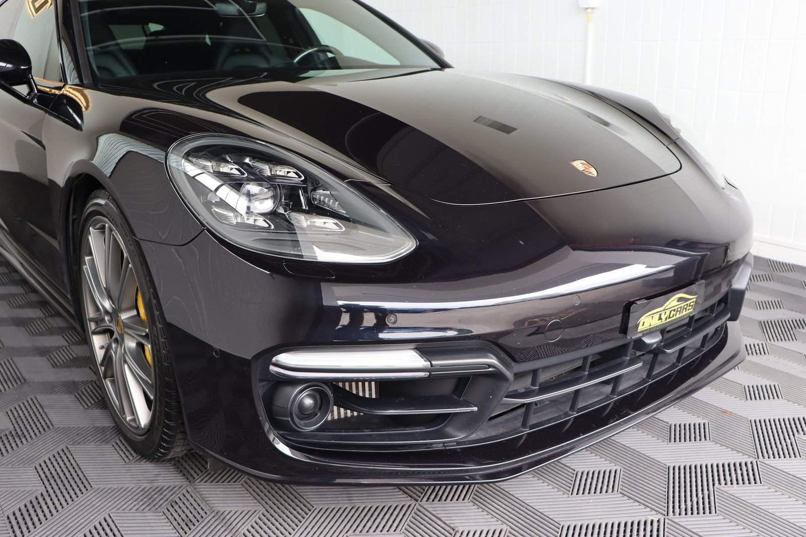 PORSCHE PANAMERA TURBO S EXECUTIVE E-HYBRID PDK * PDCC * LAN, Plug-in-Hybrid Petrol/Electric, Second hand / Used, Automatic - 6