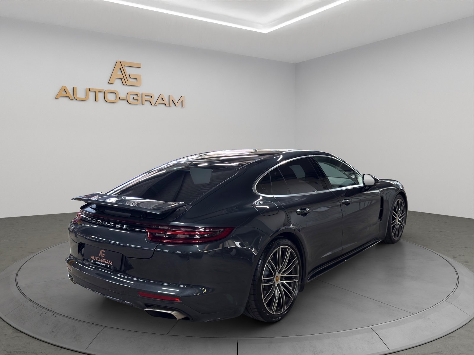 PORSCHE Panamera 4 E-Hybrid PDK, Plug-in-Hybrid Petrol/Electric, Second hand / Used, Automatic - 5