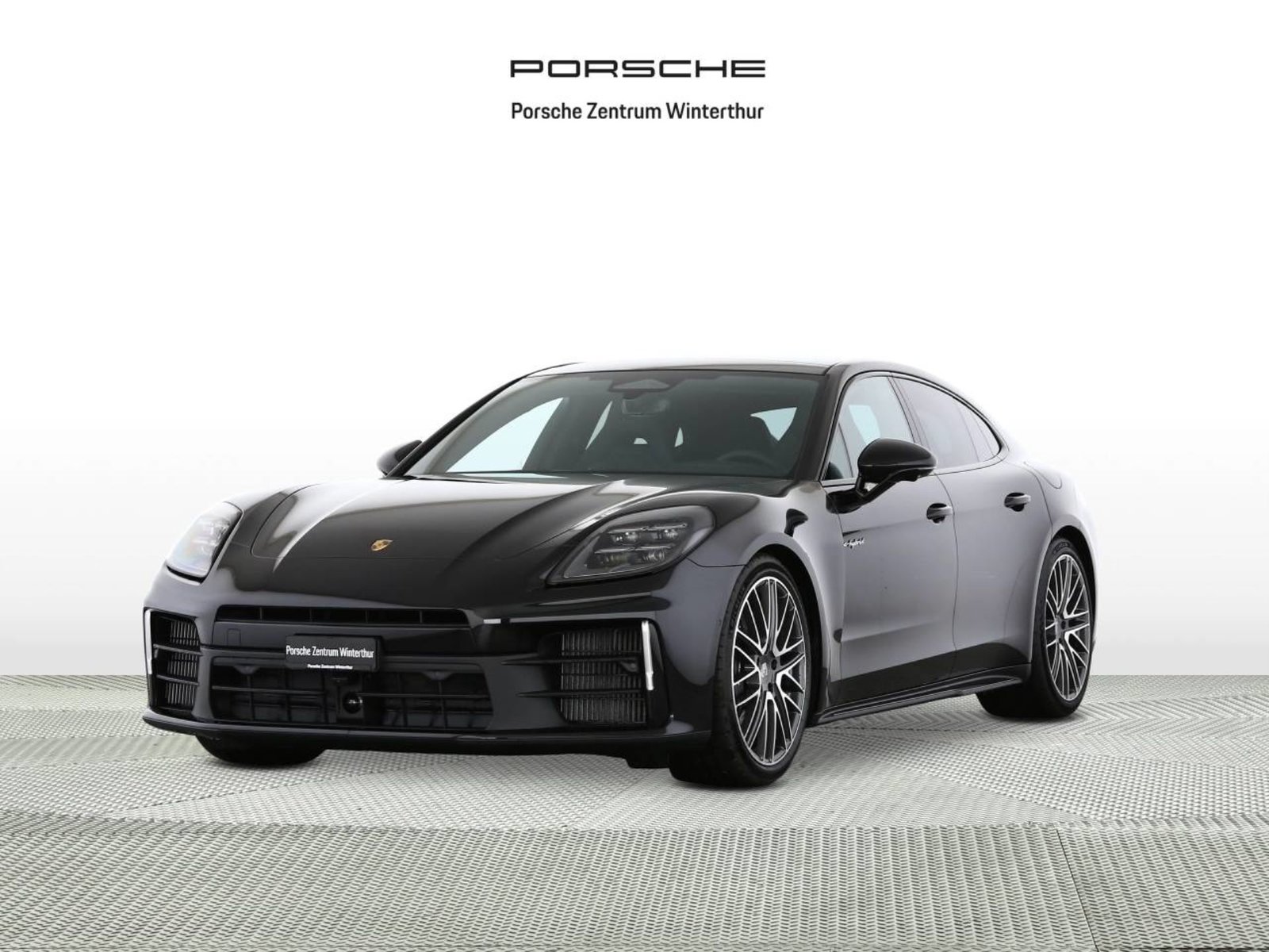 PORSCHE Panamera 4 E-Hybrid