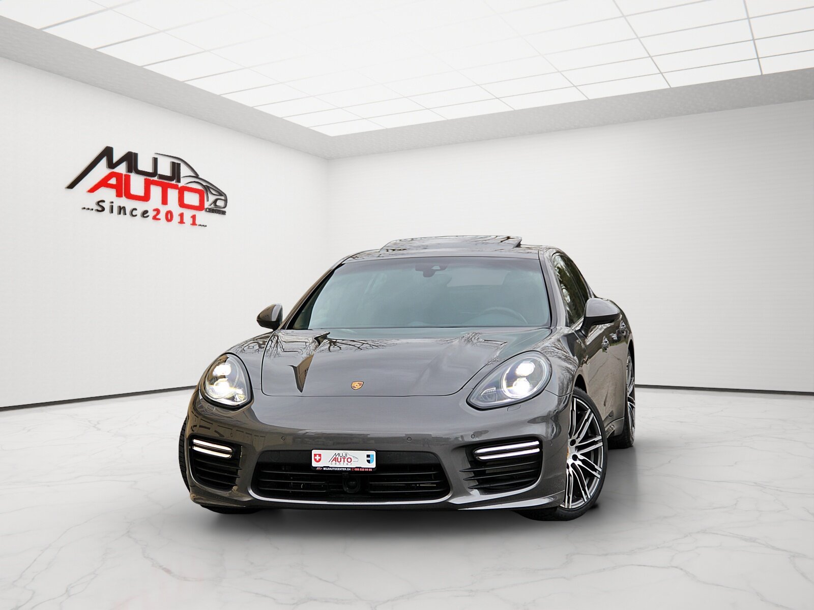 PORSCHE Panamera GTS 4.8 PDK