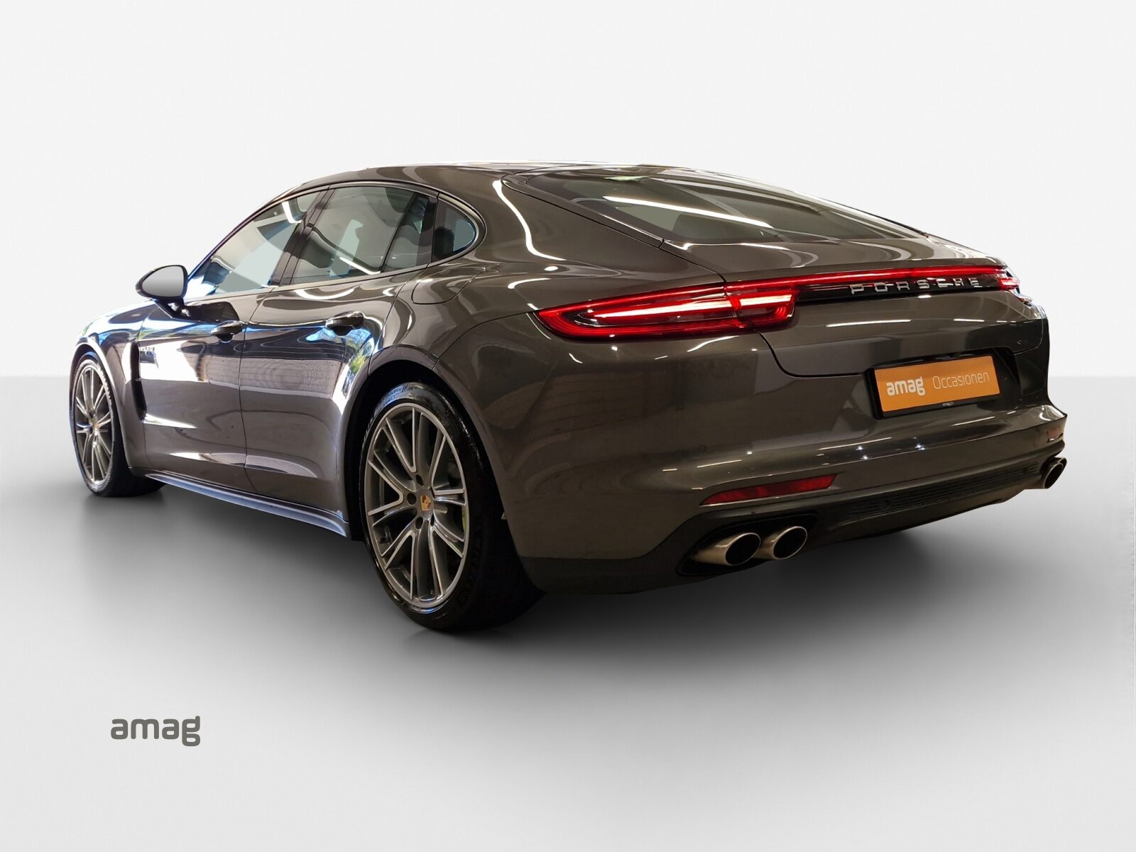 PORSCHE Panamera 4 E-Hybrid, Full-Hybrid Petrol/Electric, Second hand / Used, Automatic - 3