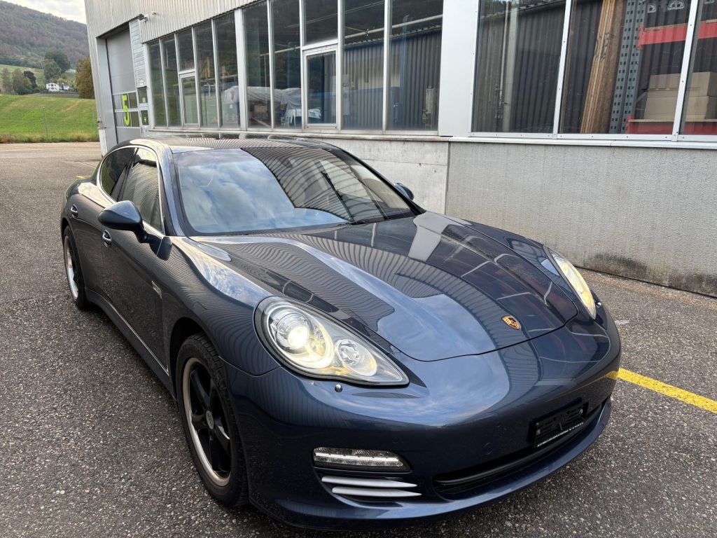 PORSCHE 4.8 V8 4S PDK