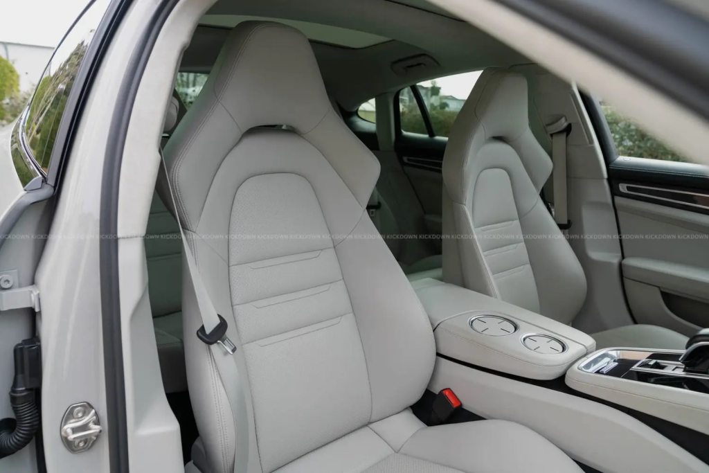 PORSCHE GTS, Benzin, Occasion / Gebraucht, Automatik - 3