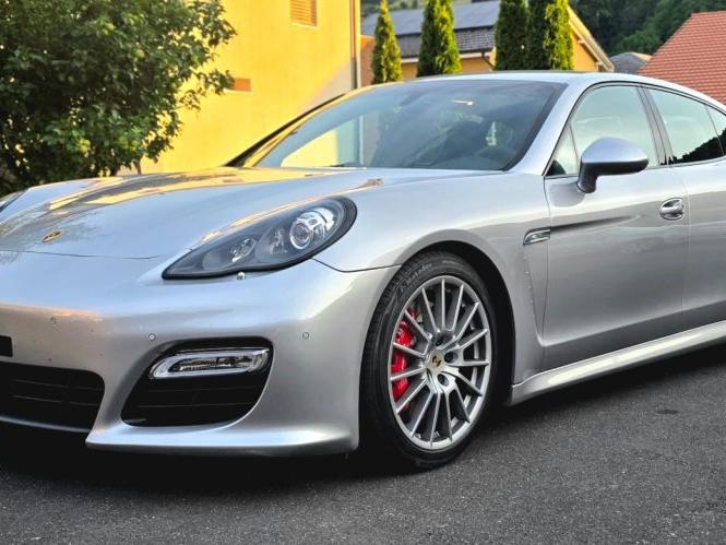 PORSCHE 4.8 V8 GTS PDK, Benzin, Occasion / Gebraucht, Automatik