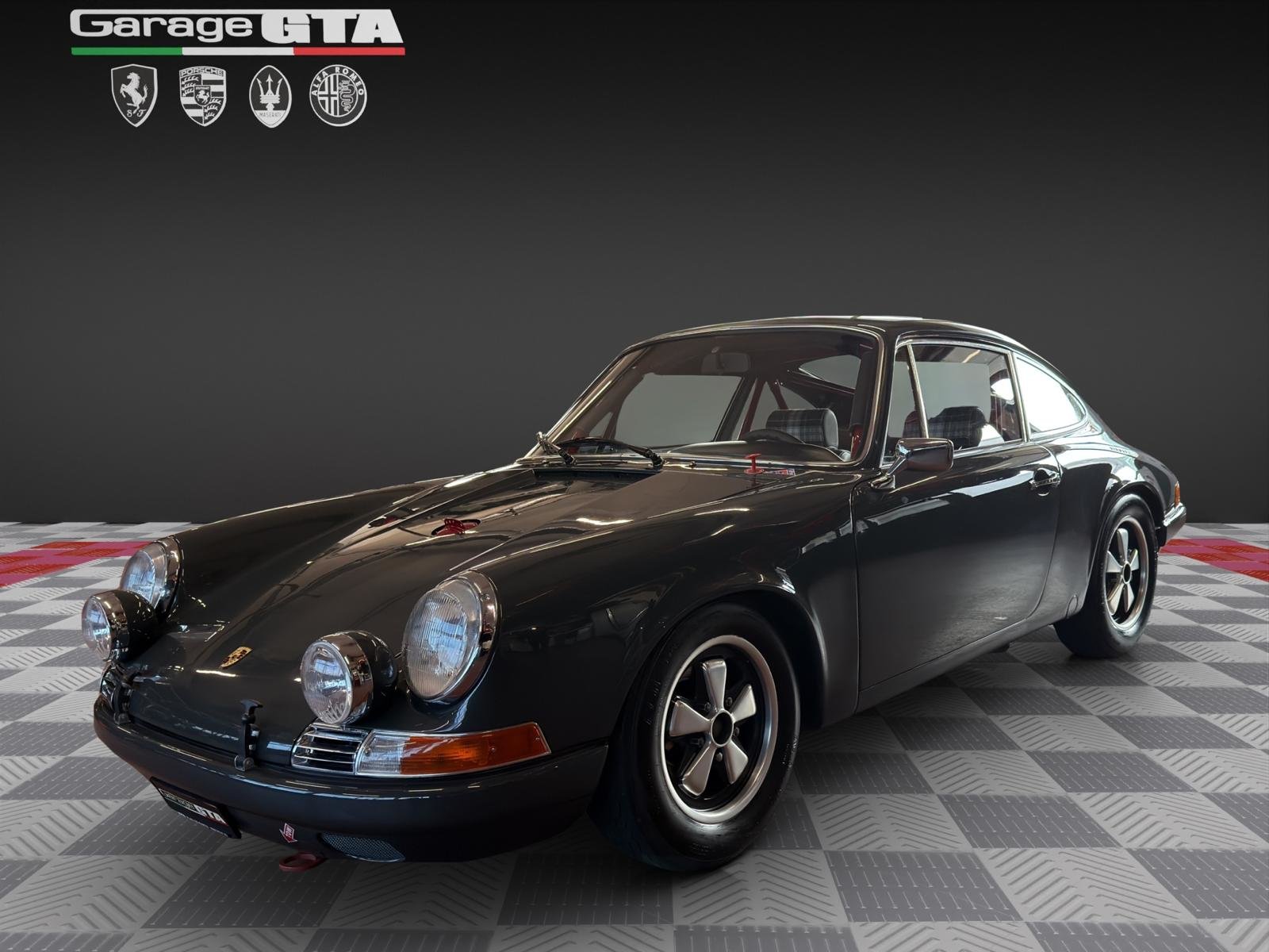 PORSCHE T