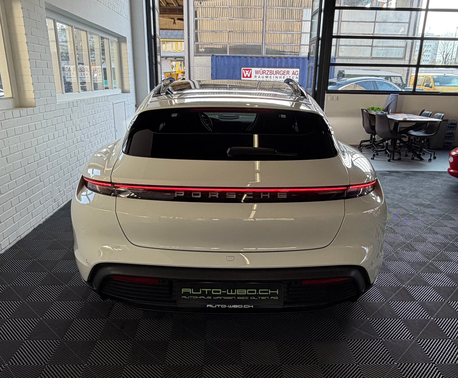 PORSCHE Taycan Sport Turismo Performance 79,2kWh, Electric, New car, Automatic - 4