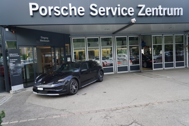 PORSCHE Taycan 4 Cross Turismo