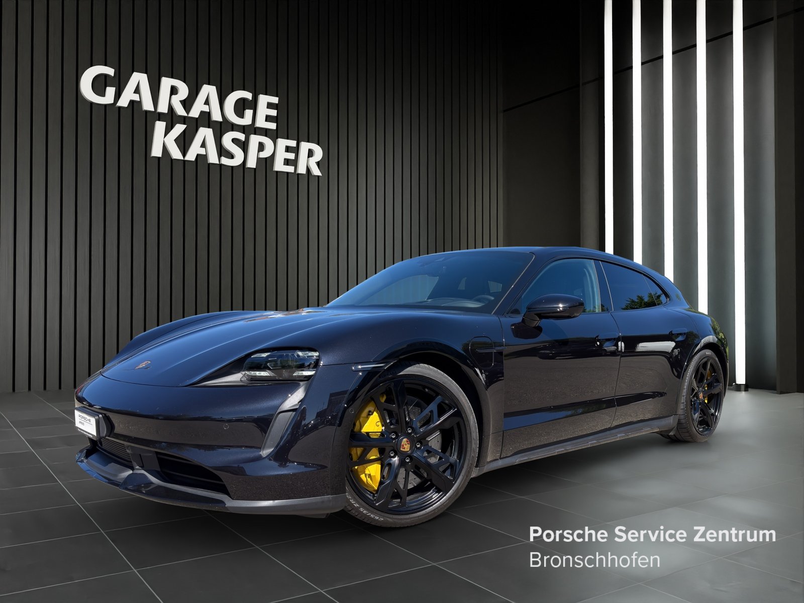 PORSCHE Taycan Turbo S Cross Turismo