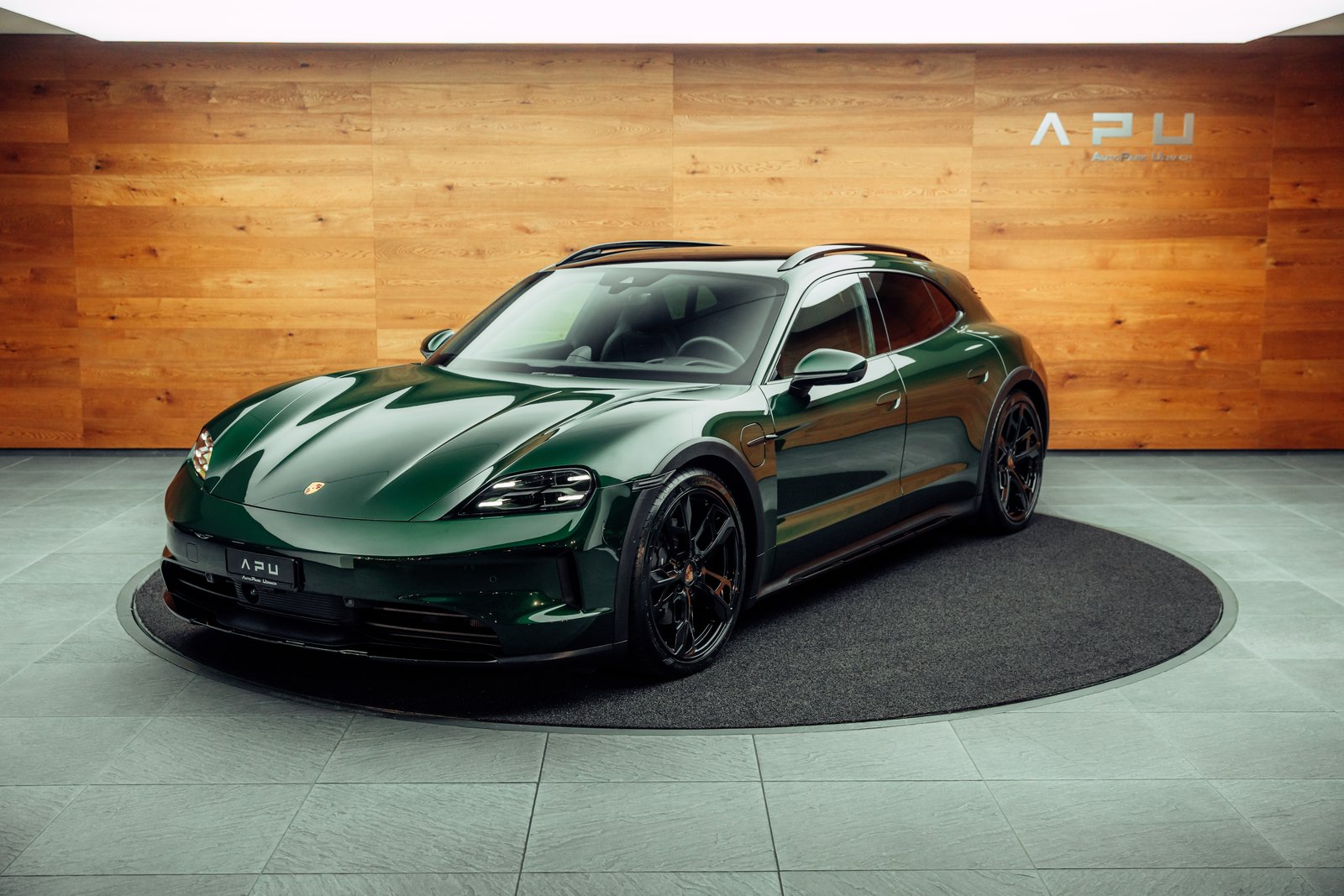 PORSCHE Taycan 4 Cross Turismo Performance Batterie Plus 105, Elektro, Occasion / Gebraucht, Automatik - 5