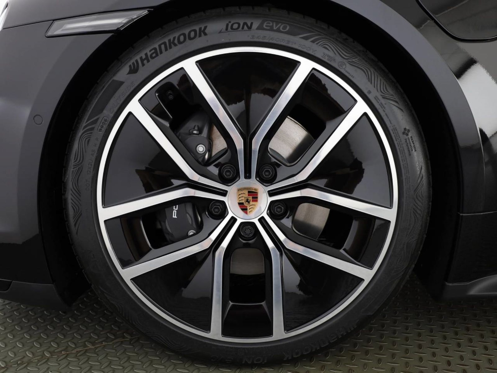 PORSCHE Taycan Sport Turismo Black Edition, Elektro, Occasion / Gebraucht, Automatik - 3