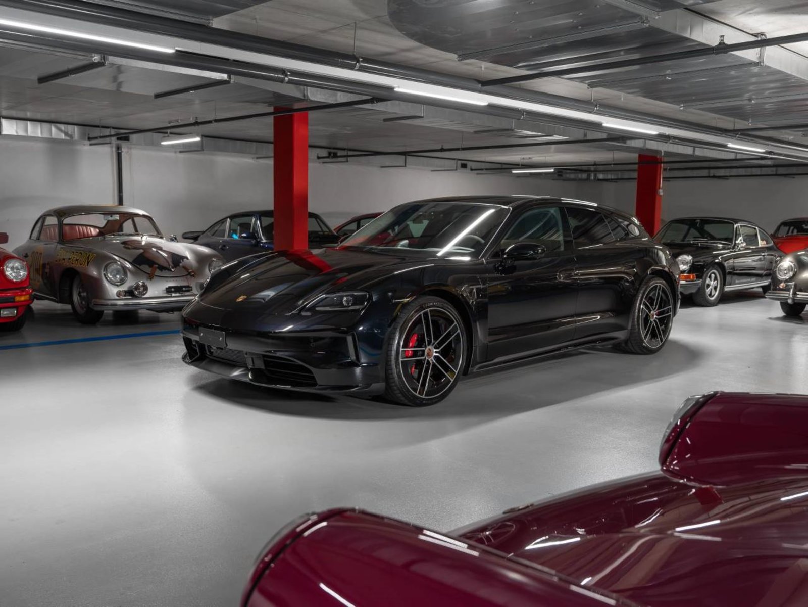 PORSCHE Taycan GTS Sport Turismo