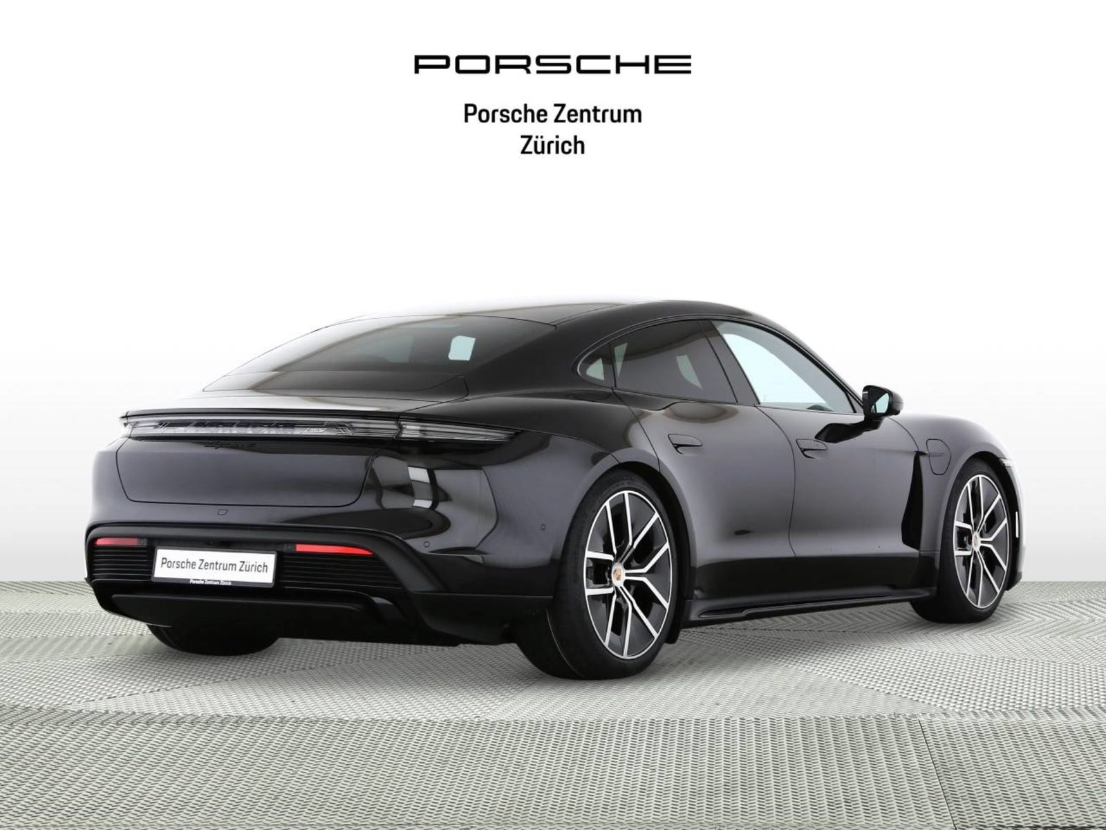 PORSCHE Taycan 4 Black Edition, Electric, New car, Automatic - 3