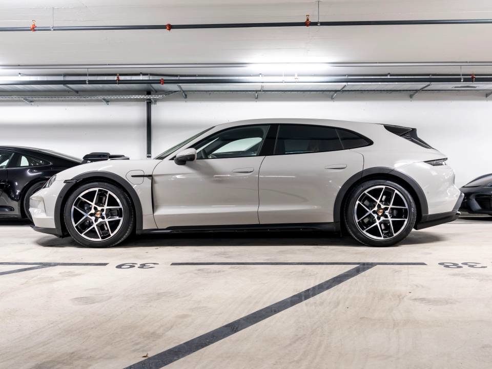 PORSCHE Taycan CrossTurismo 4 104kWh, Elettrica, Auto nuove, Automatico - 2