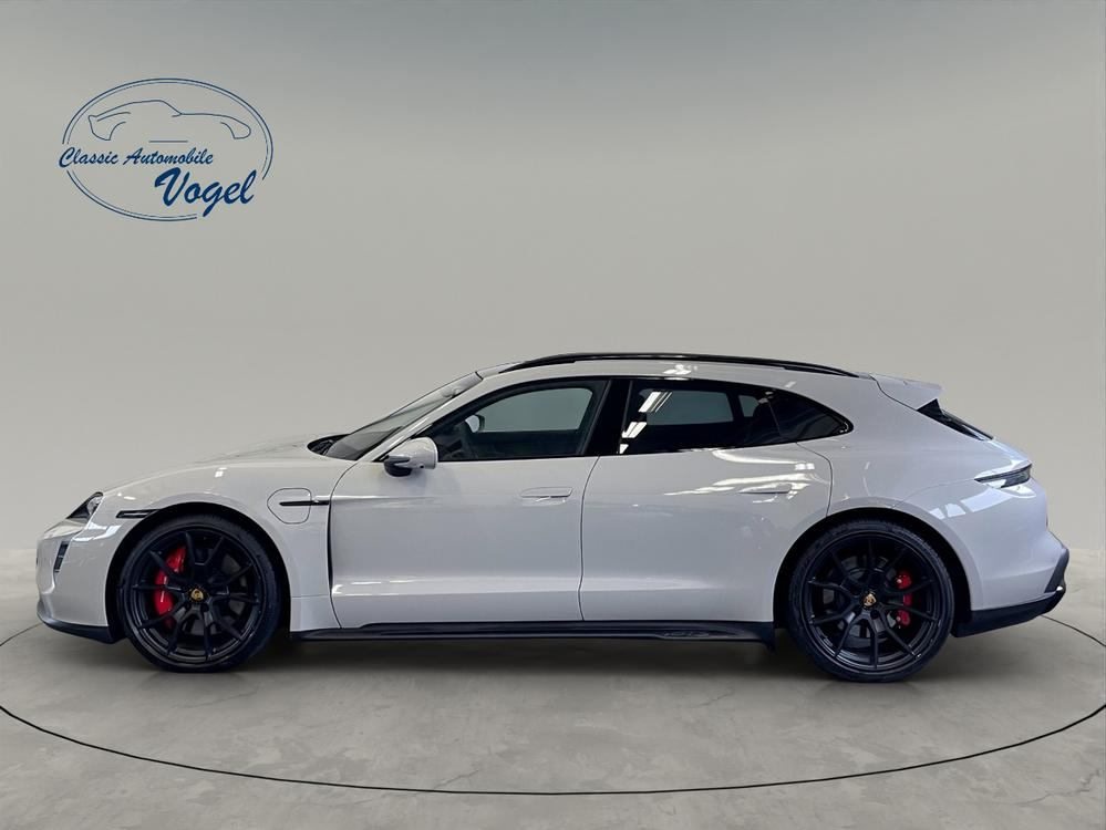 PORSCHE TAYCAN GTS