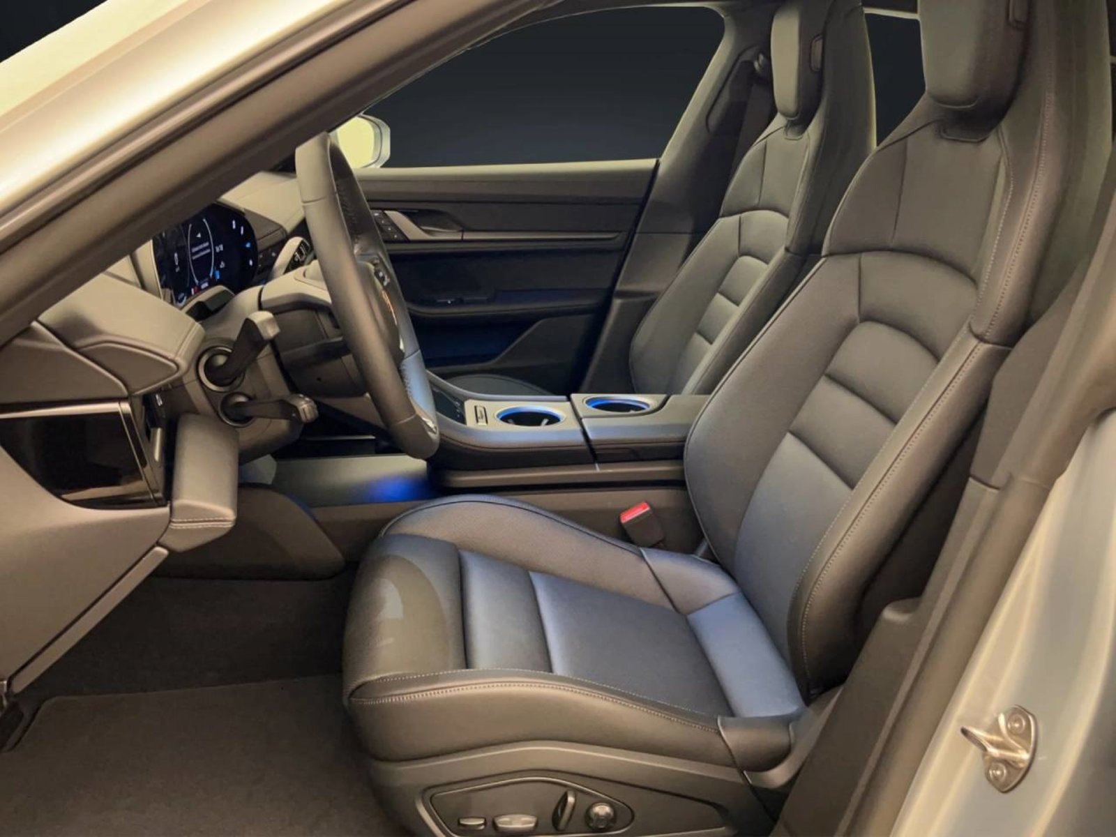 PORSCHE Taycan 4S, Électrique, Occasion / Utilisé, Automatique - 5