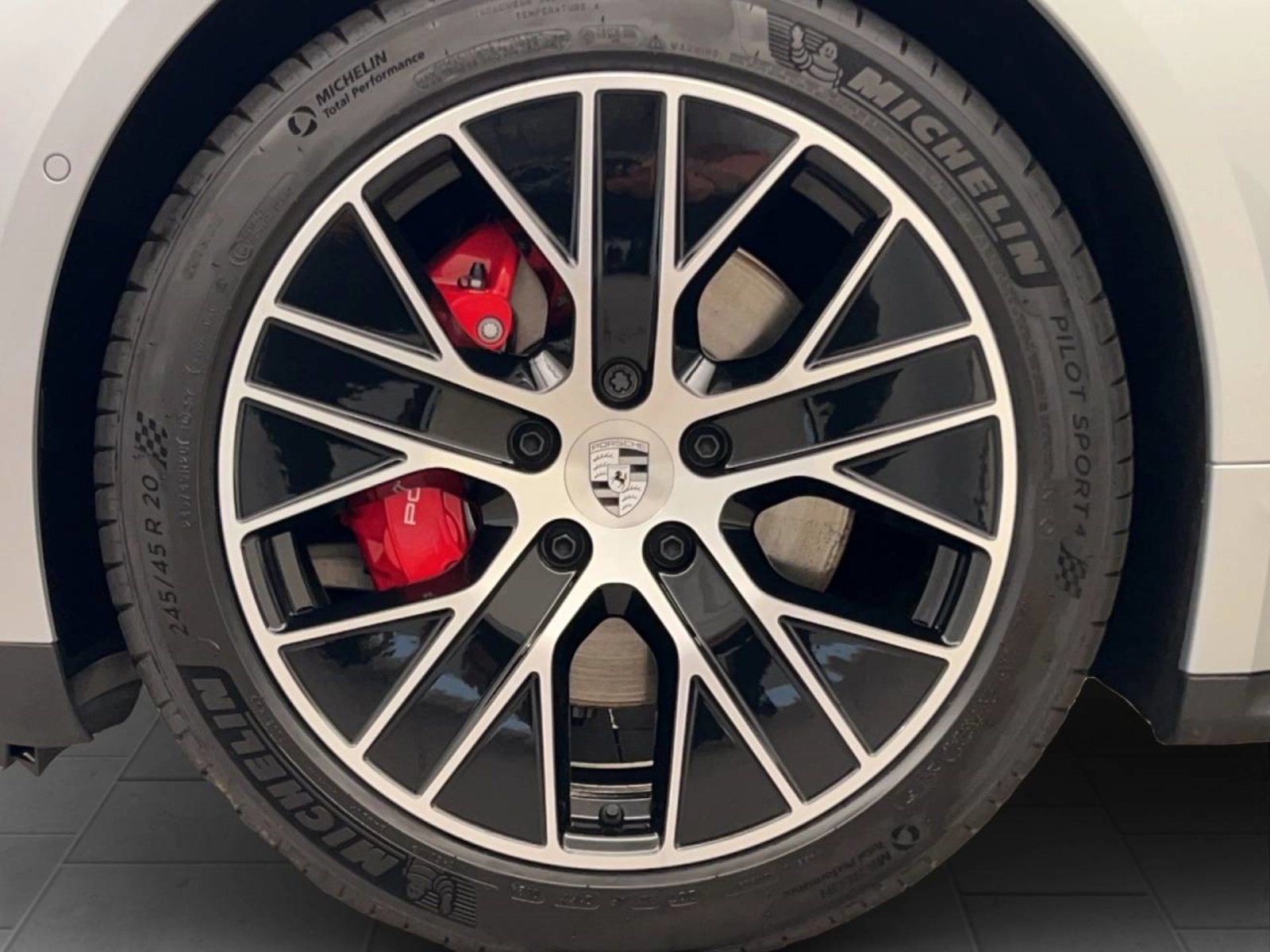 PORSCHE Taycan 4S, Électrique, Occasion / Utilisé, Automatique - 7