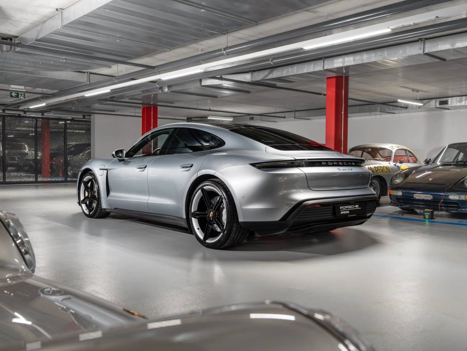 PORSCHE Taycan 4S, Electric, Second hand / Used, Automatic - 3