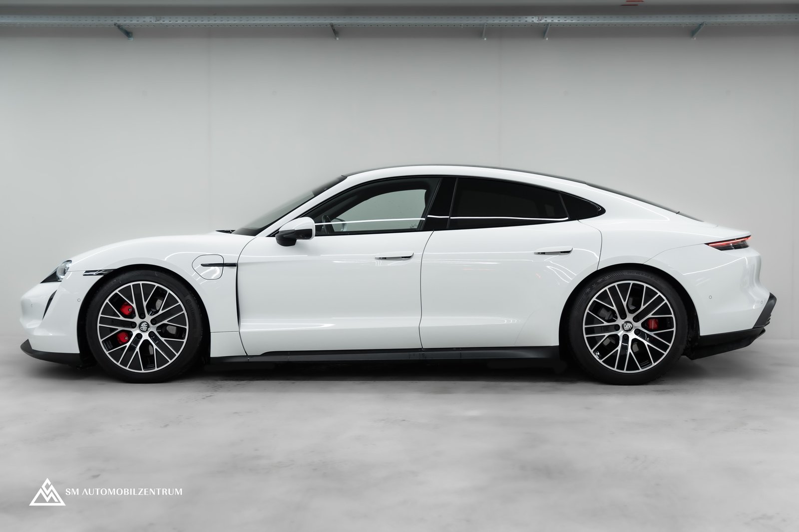 PORSCHE Taycan 4S Performance Batterie / Panorama / 360 / Hi, Electric, Second hand / Used, Automatic - 5