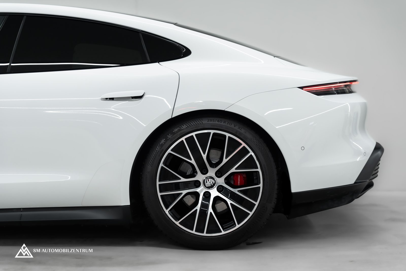 PORSCHE Taycan 4S Performance Batterie / Panorama / 360 / Hi, Electric, Second hand / Used, Automatic - 7